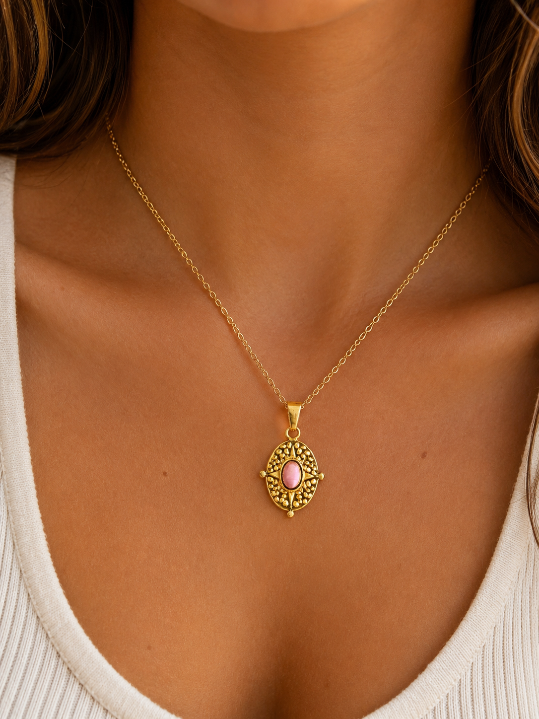 Vintage Pink Oval Pendant Necklace