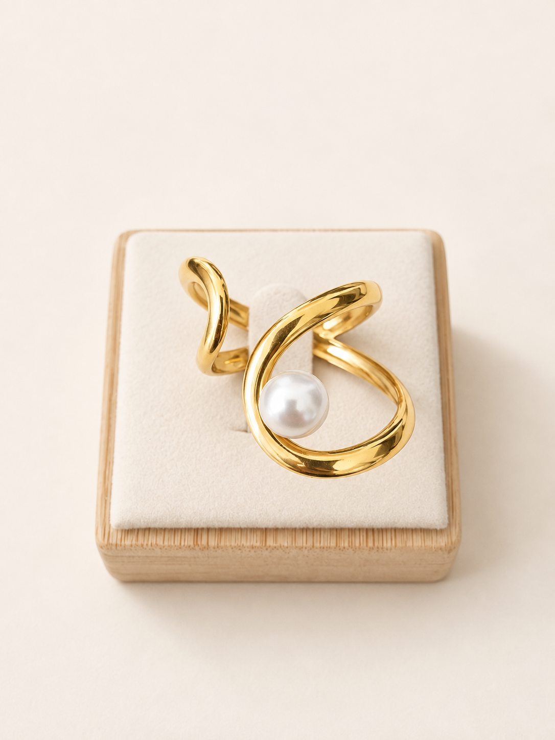 Pear Gold Ring