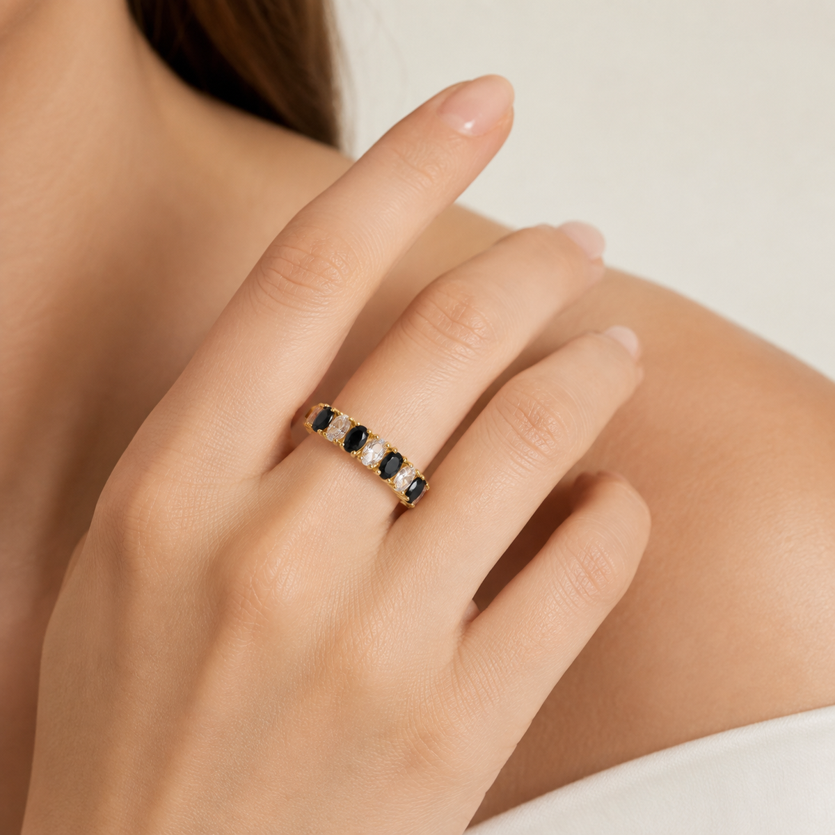 Noir Elegance Ring