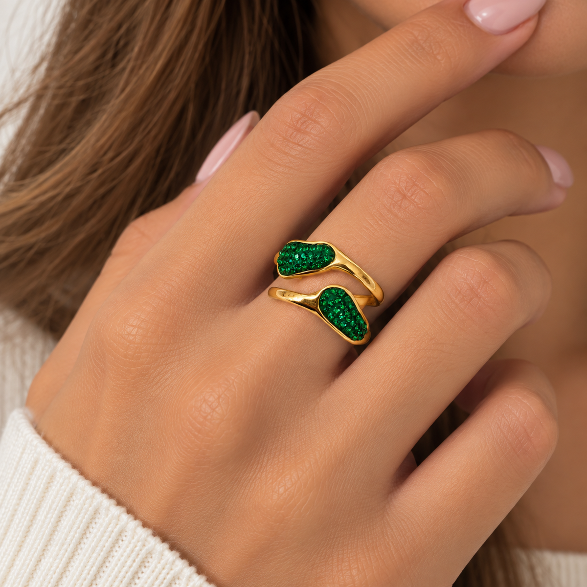 Emerald Aura Ring